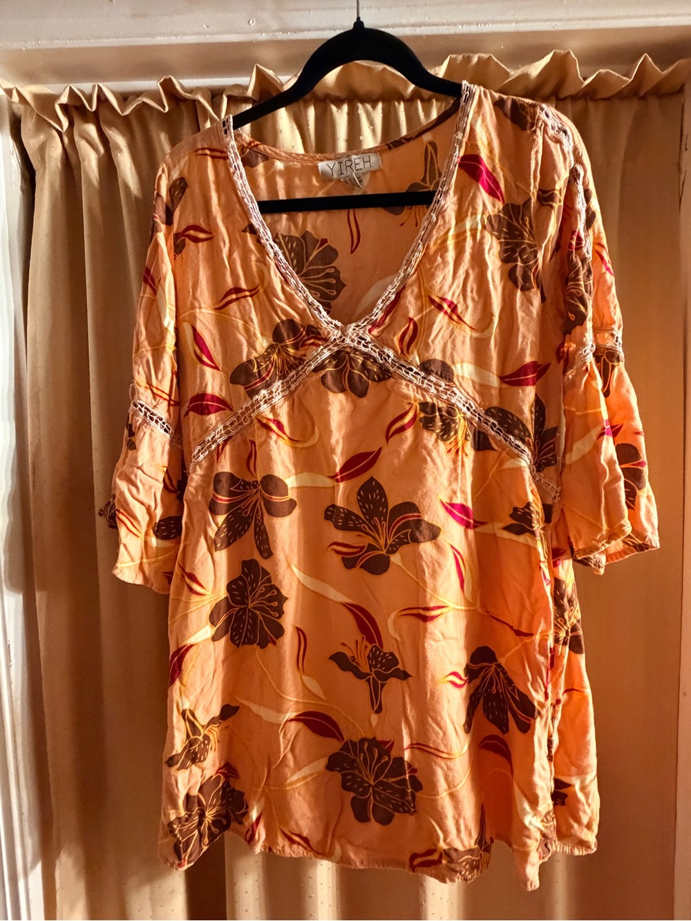 Yireh Women's Orange Floral Mini Dress with V-Neck
